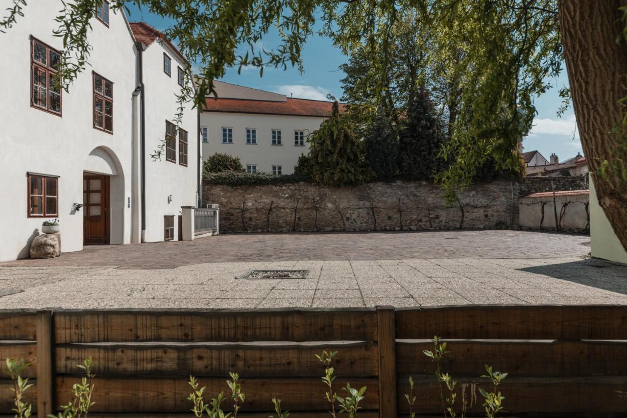 Penzion Austis Znojmo Extérieur photo