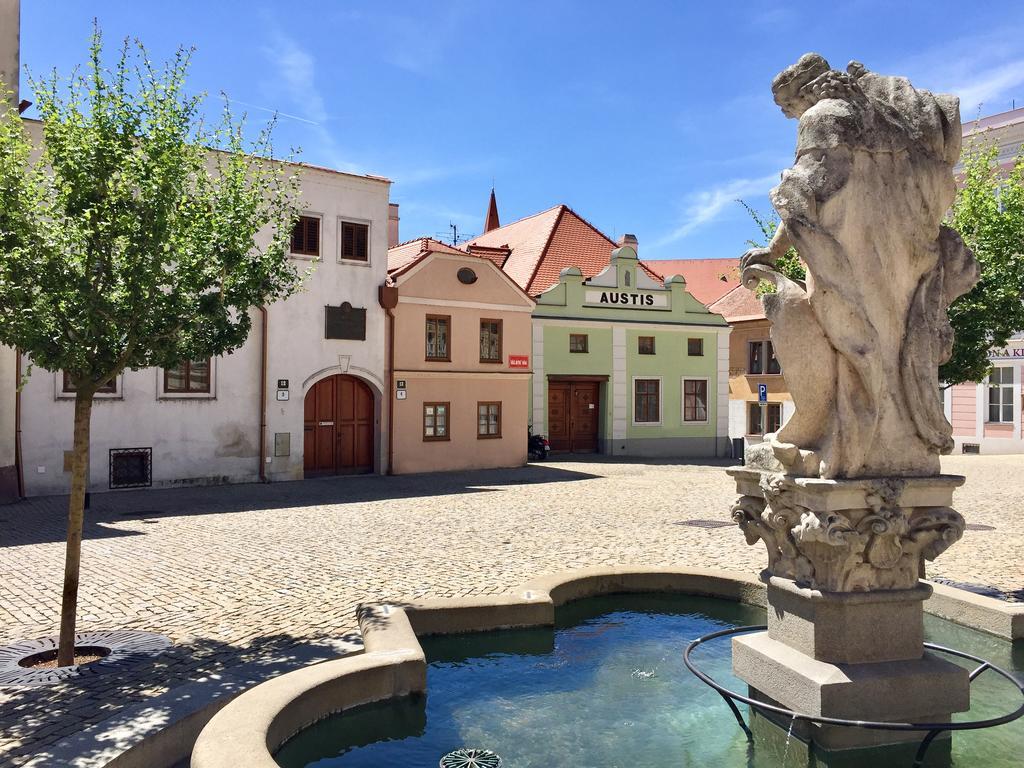 Penzion Austis Znojmo Extérieur photo